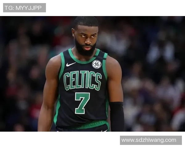 2020年凯尔特人对阵76人季后赛第三场精彩回顾与赛后分析